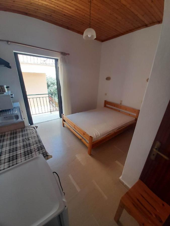 Christina Sunny Rooms Lúca Kültér fotó